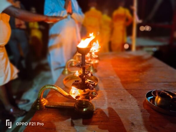 Live aarti gomti rajghat
